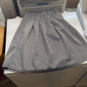 Cute mid length skirt